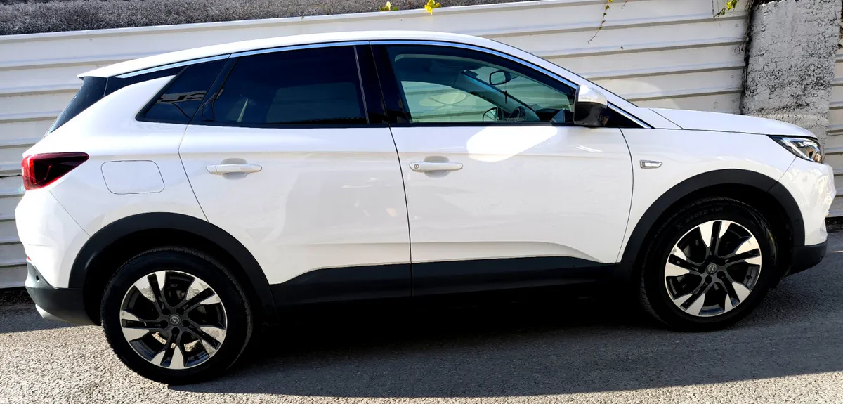 Opel Grandland X 2019 1.2 petrol - Image 6