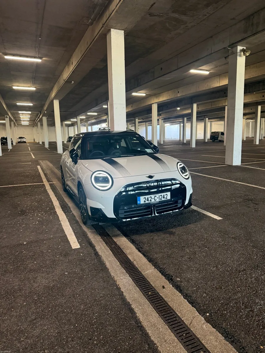 Mini Cooper Electric JCW full spec like new - Image 4