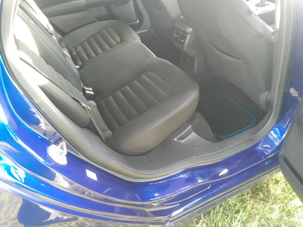 Ford Mondeo - Image 5