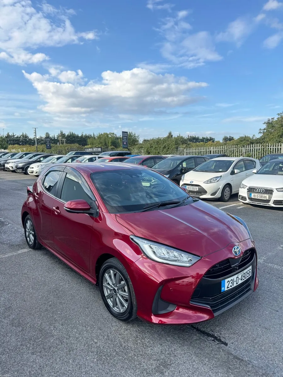 Toyota Yaris 12.000KM - Image 2