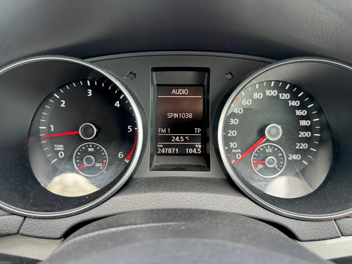 💥 2012 Vw  Golf 1,6 Tdi ✔️NCT & Tax - Image 5