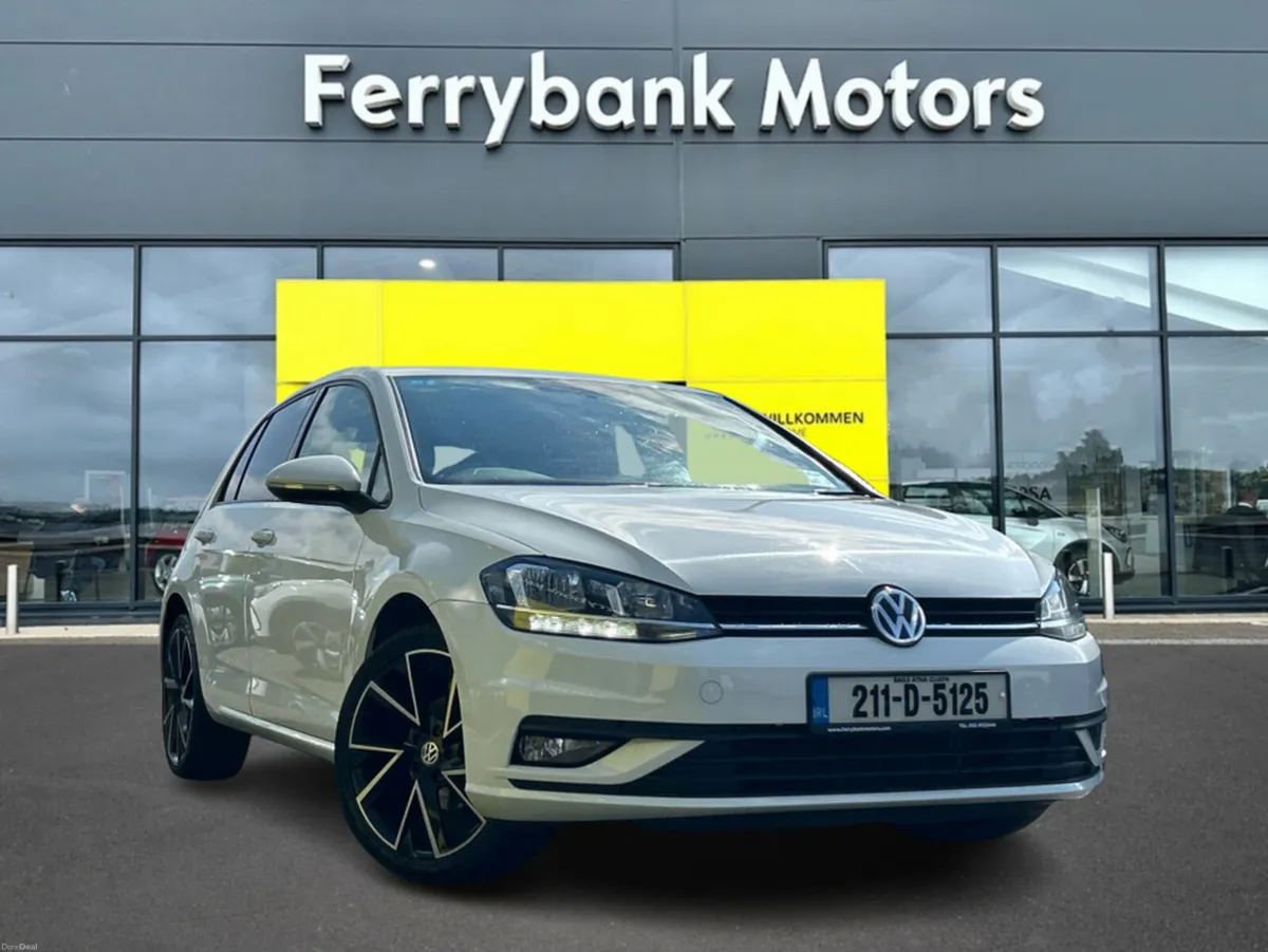 Volkswagen Golf TRENDLINE 1.0 TSI MANUAL 6SPEED FW - Image 1