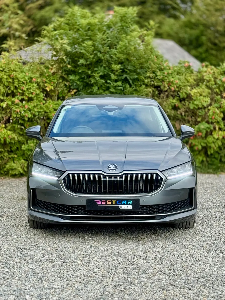2026 Skoda Superb 2.0 TDI DSG Automatic - Image 6
