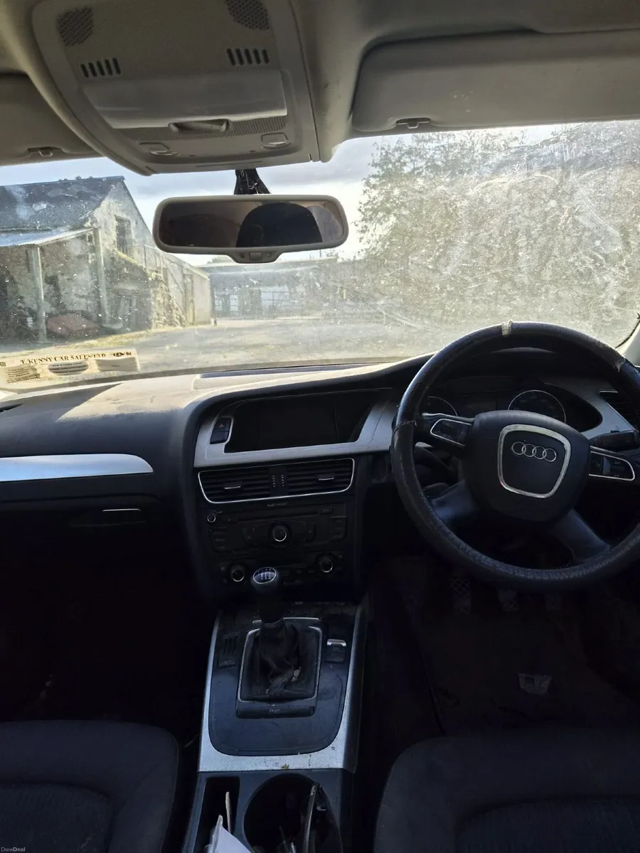 Audi A4 2011 - Image 2