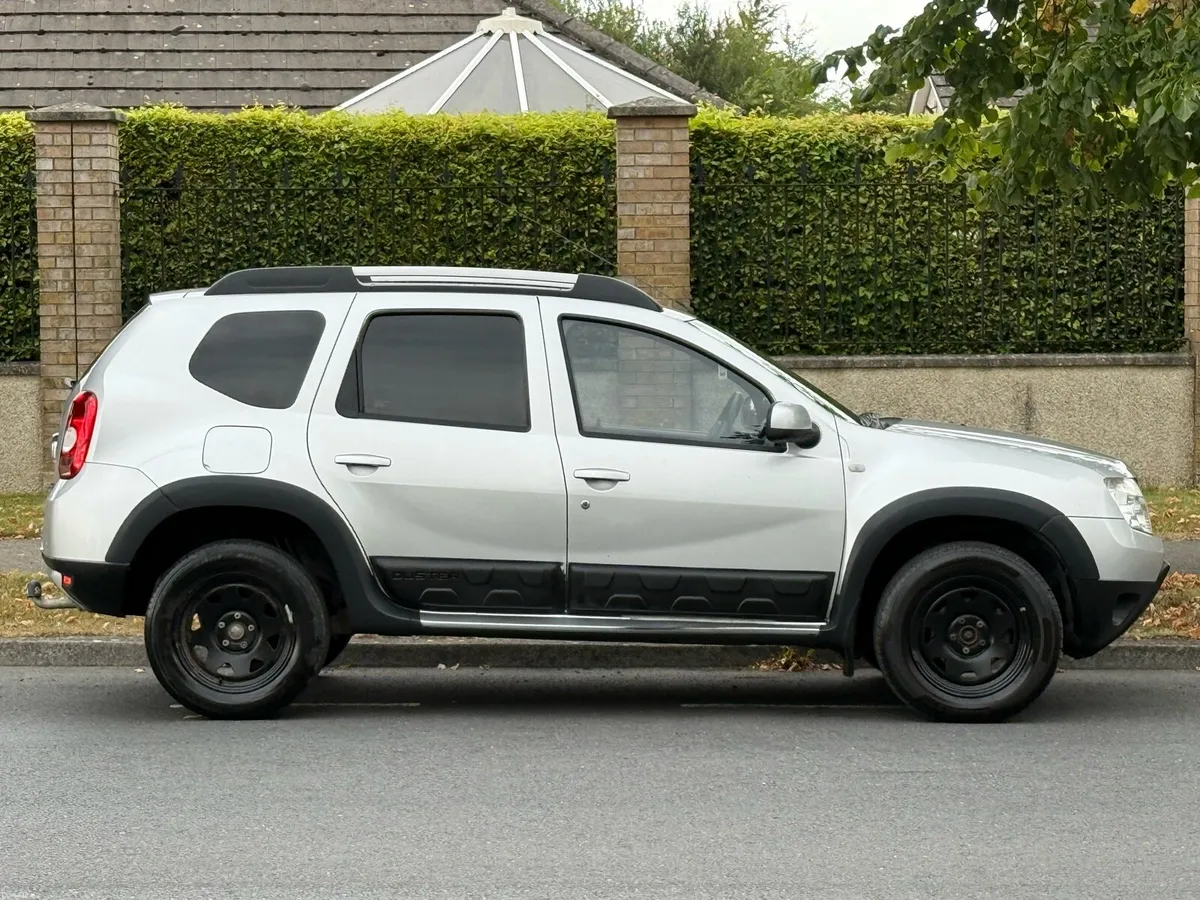 2013 Dacia Duster - Image 2
