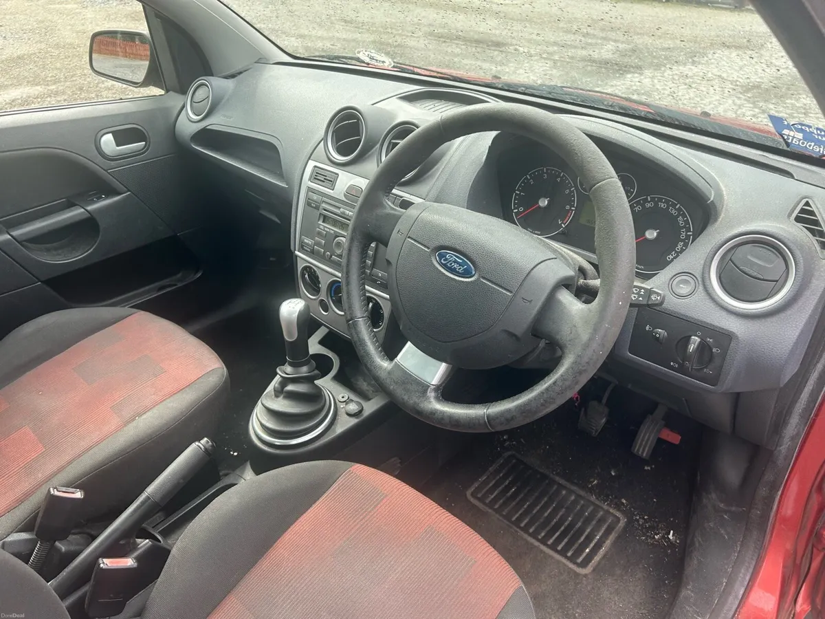 Ford Fiesta - Image 5