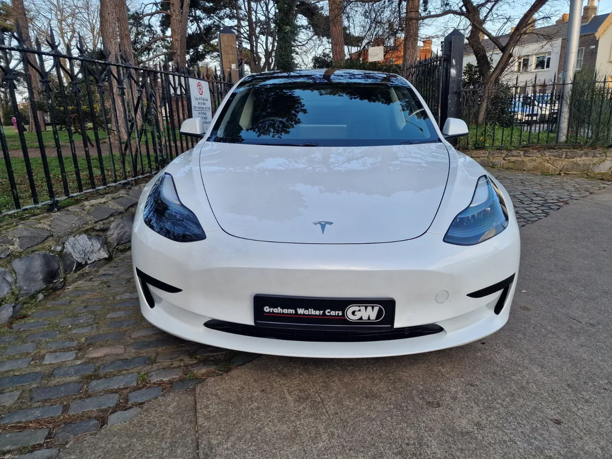 2023 (232) Tesla Model 3 RWD - Image 3