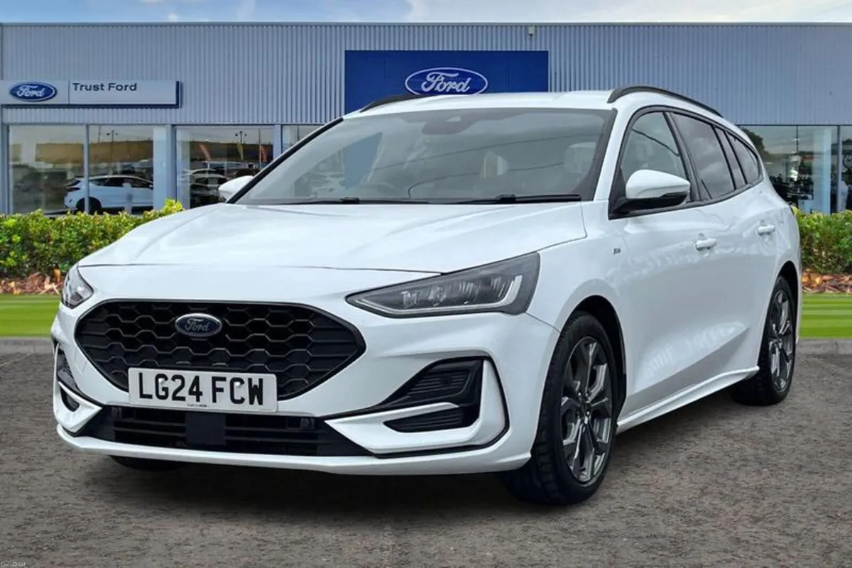 Ford Focus 1.0 EcoBoost Hybrid mHEV 155 ST-Line 5d - Image 5
