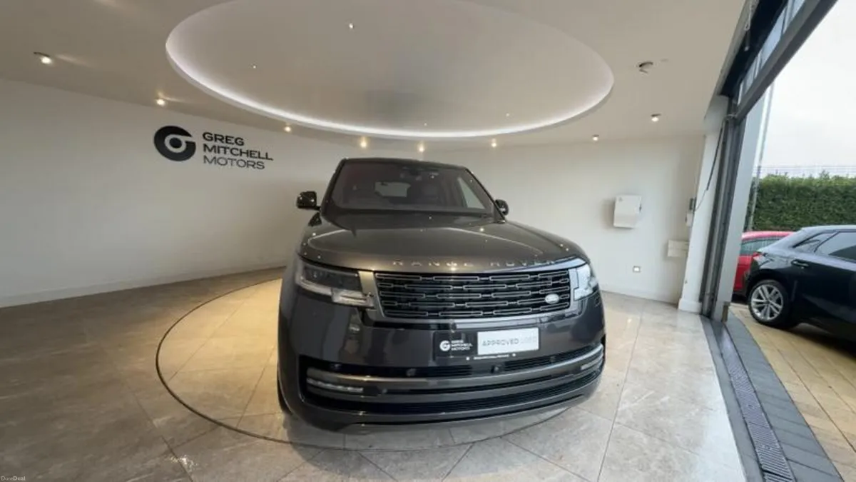 Land Rover Range Rover 3.0 D350 Autobiography 4dr - Image 2