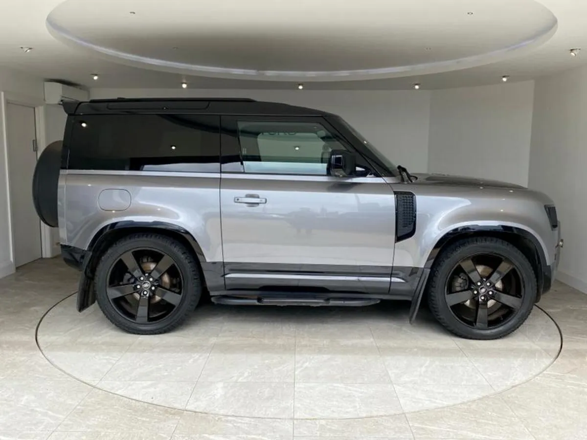 Land Rover Defender 3.0 D250 X-Dynamic SE 90 3dr A - Image 4