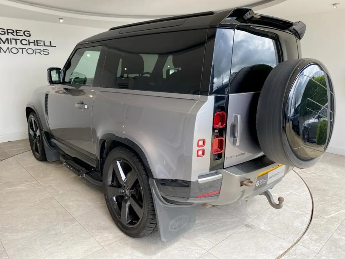 Land Rover Defender 3.0 D250 X-Dynamic SE 90 3dr A - Image 5