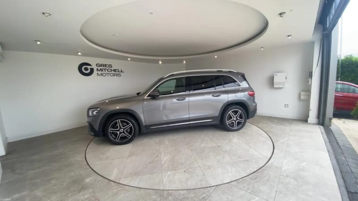Mercedes-Benz GLB GLB 200 AMG Line Executive 5dr 7 - Image 4