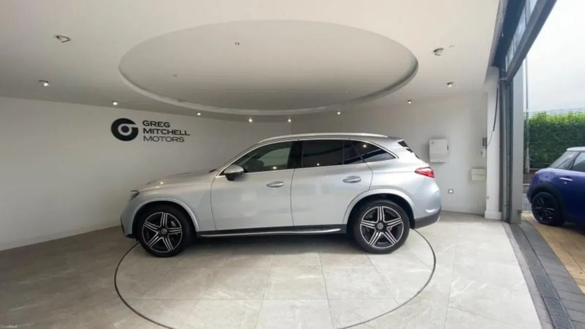 Mercedes-Benz GLC GLC 300d 4Matic AMG Line Premium - Image 5