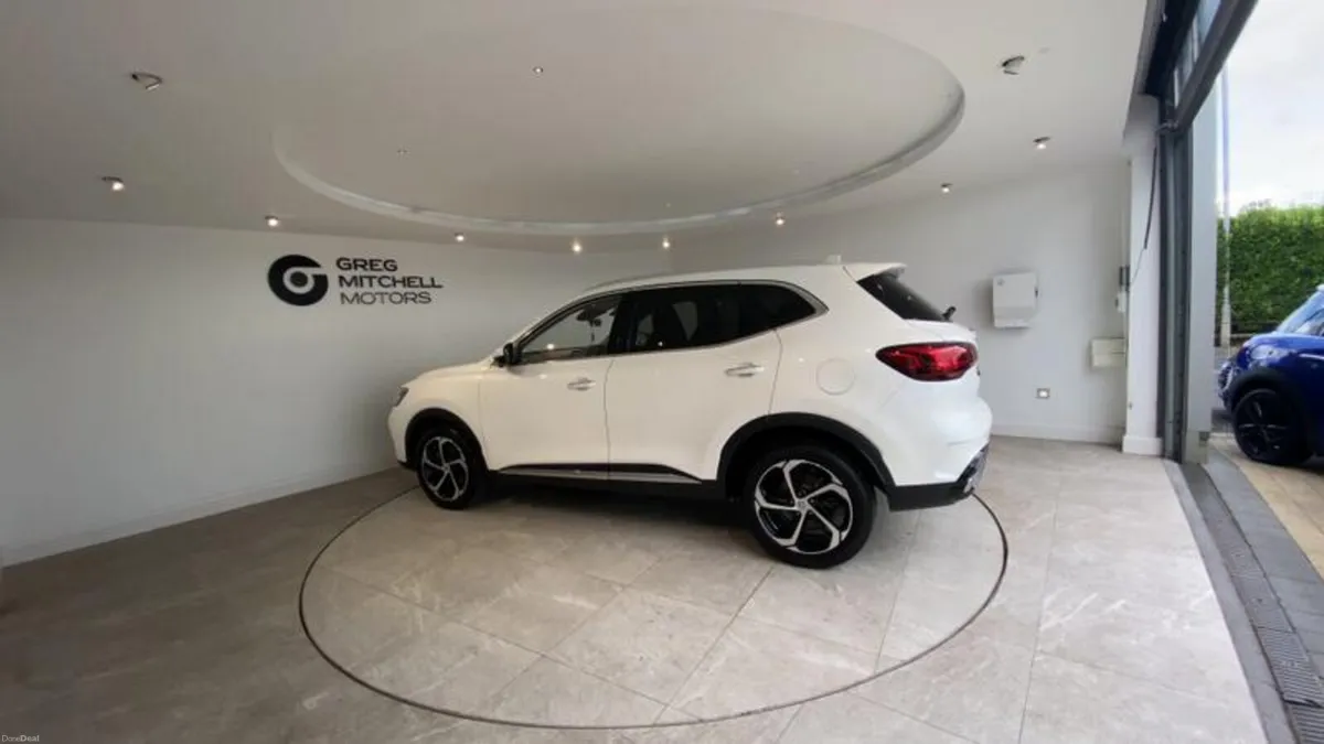 MG HS 1.5 T-GDI PHEV Trophy 5dr Auto - Image 5