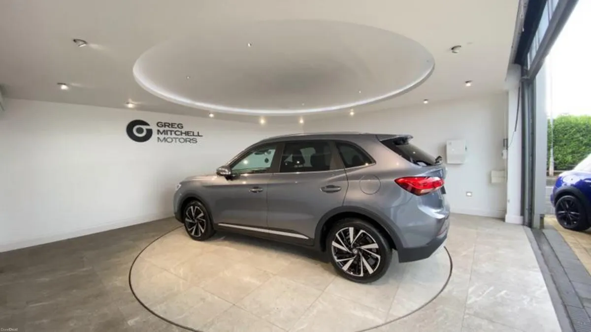 MG ZS 1.5 Hybrid+ Trophy 5dr Auto - Image 5