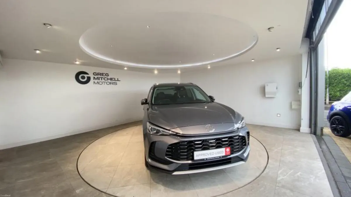 MG ZS 1.5 Hybrid+ Trophy 5dr Auto - Image 2