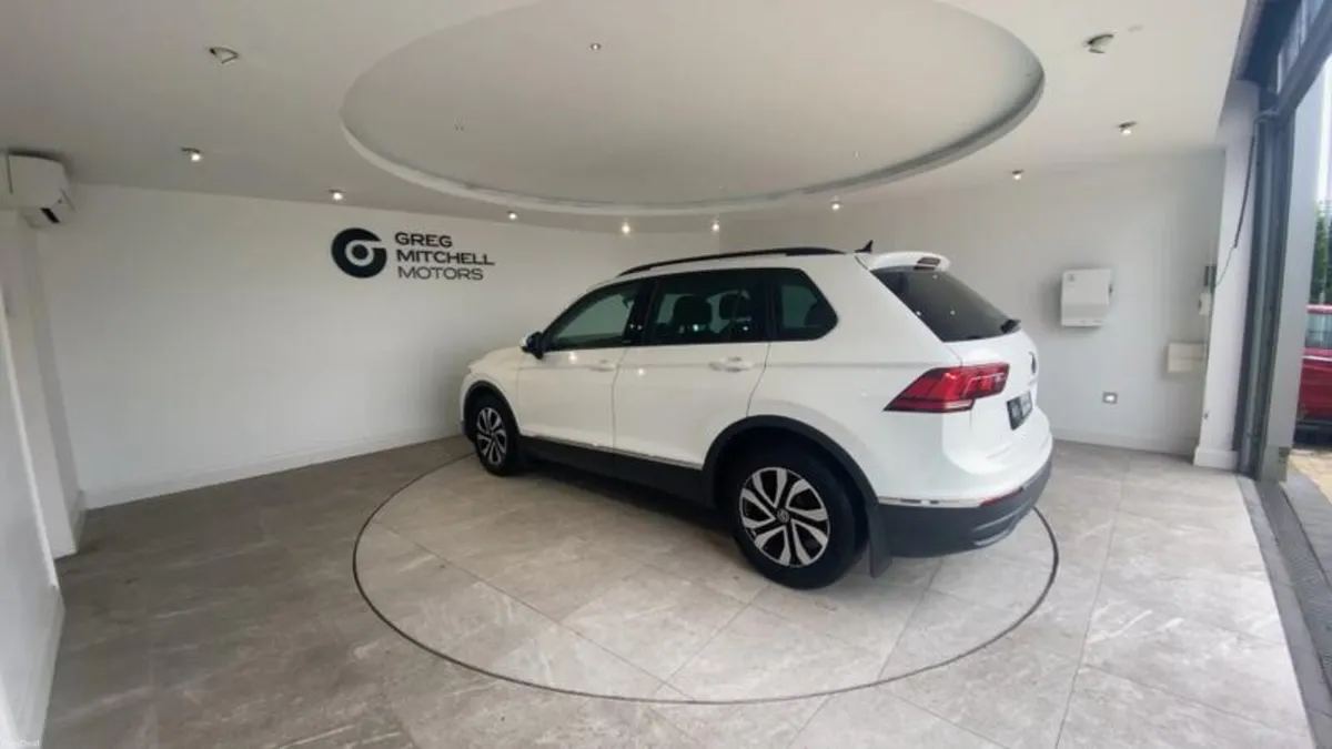 Volkswagen Tiguan 1.5 TSI Active 5dr - Image 5