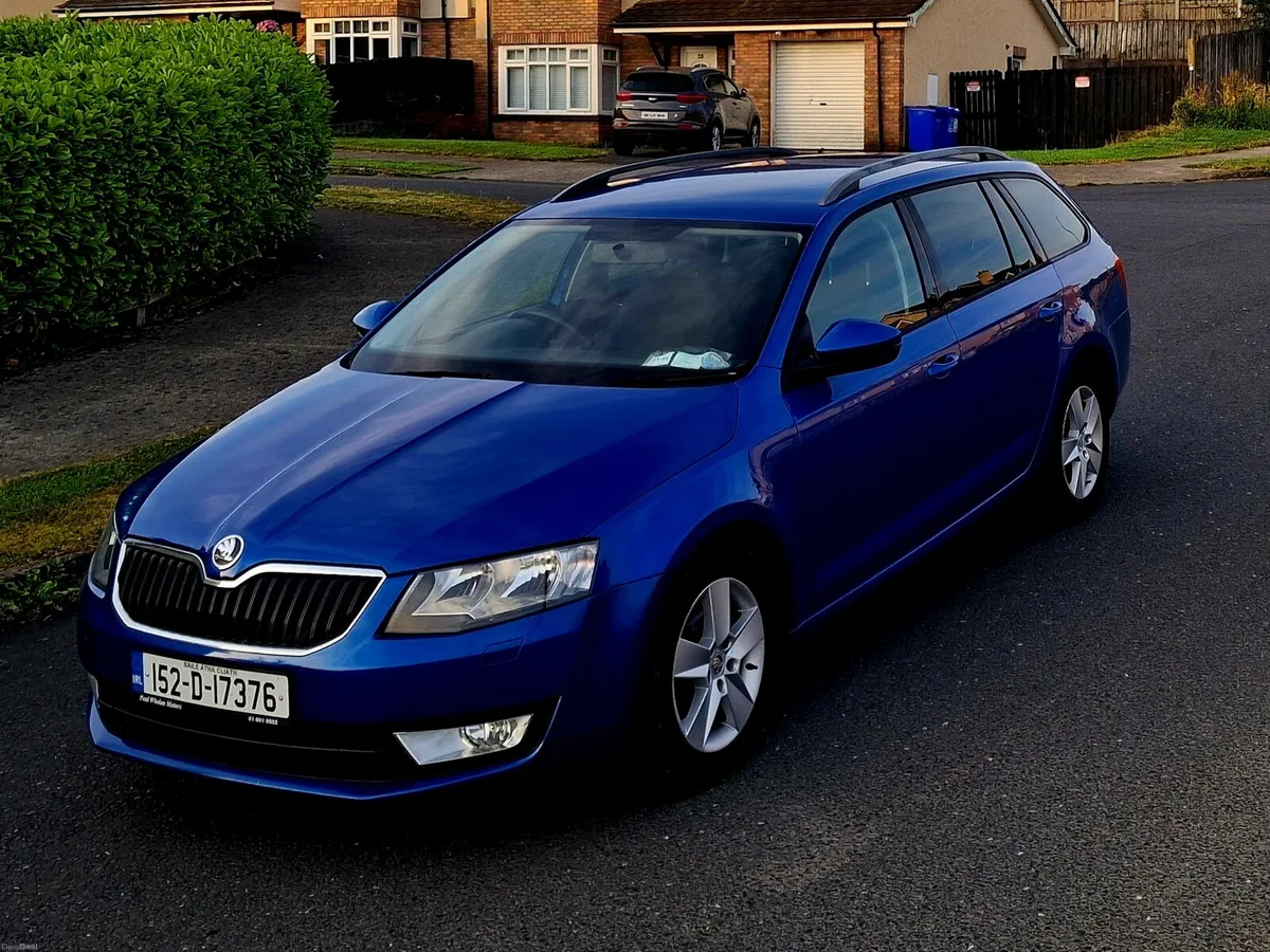 SKODA OCTAVIA 152 1.6 TDI ESTATE NO MARKS NO DENTS - Image 3