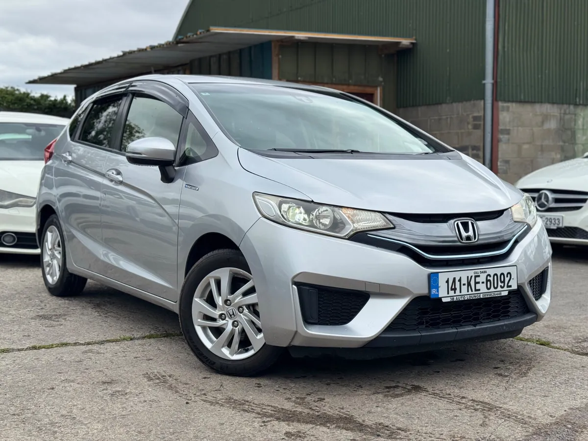 Honda Fit 1.5 hyrbid 63000kms 2014 - Image 1