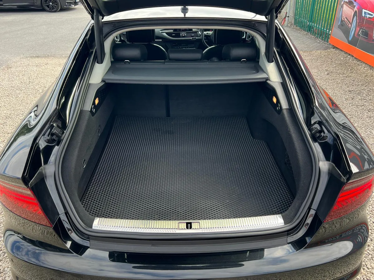 Audi A7 2015 - Image 6