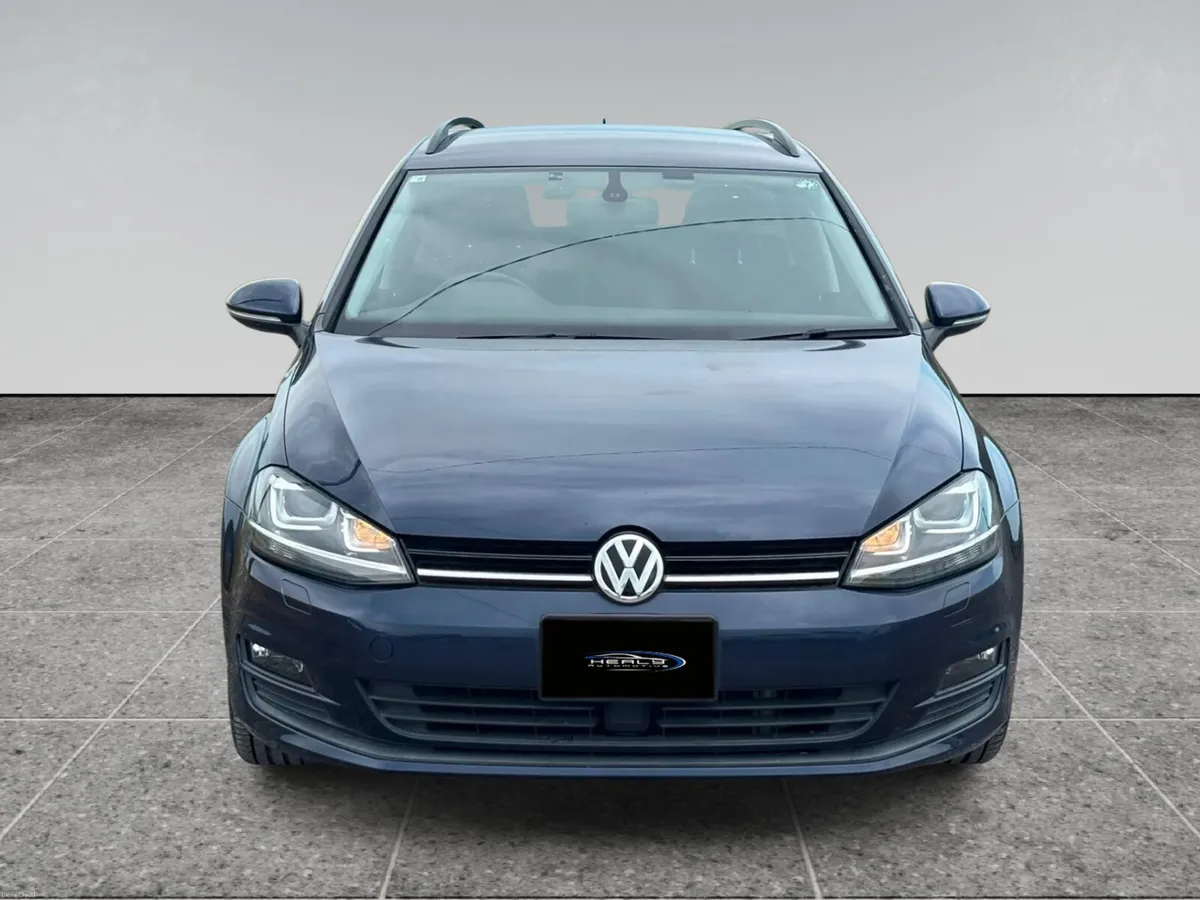 Volkswagen Golf Estate Automatic *ONLY 33KMS* - Image 5