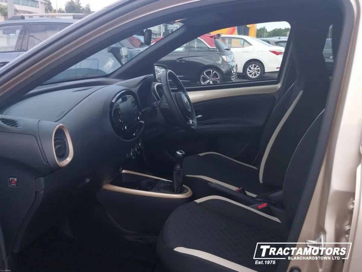 Toyota Aygo X DESIGN 4DR - Image 4