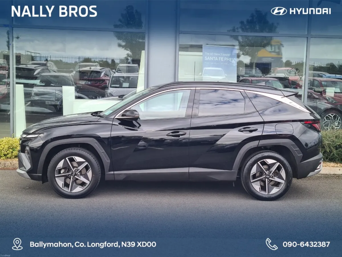 Hyundai Tucson EXECUTIVE 5DR - Image 3