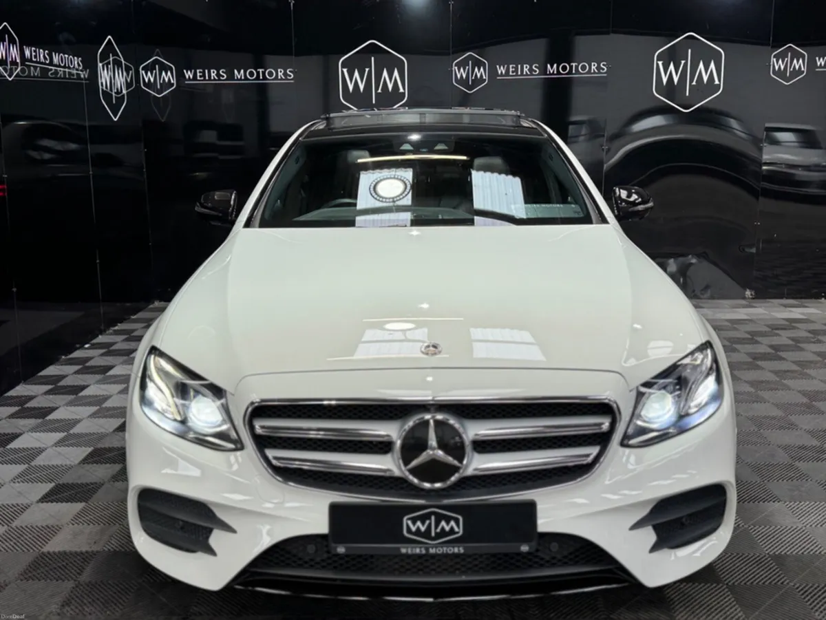 Mercedes-Benz E-Class E220D AMG Line Premium Plus - Image 4