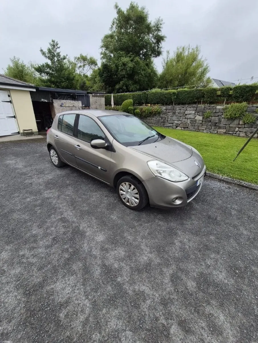Renault Clio 2010 - Image 5