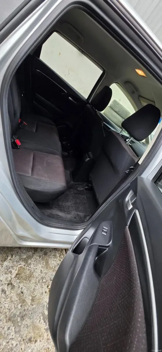 Honda Fit 2015 - Image 6