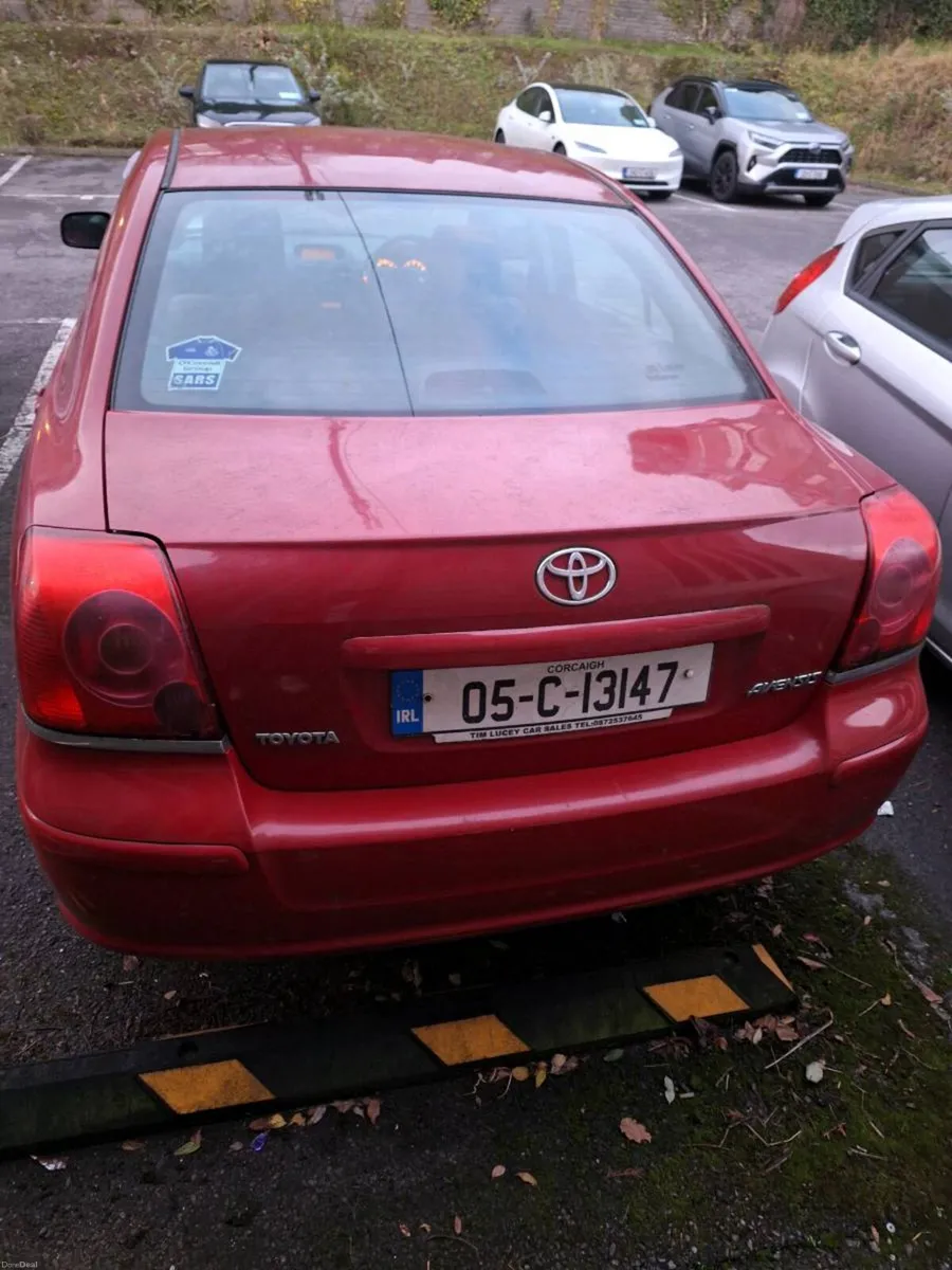 2005 Toyota Avensis - Image 2