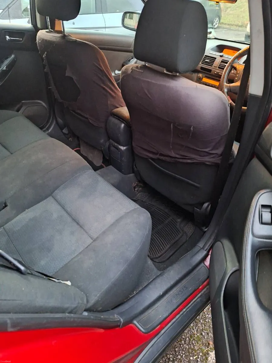 2005 Toyota Avensis - Image 5