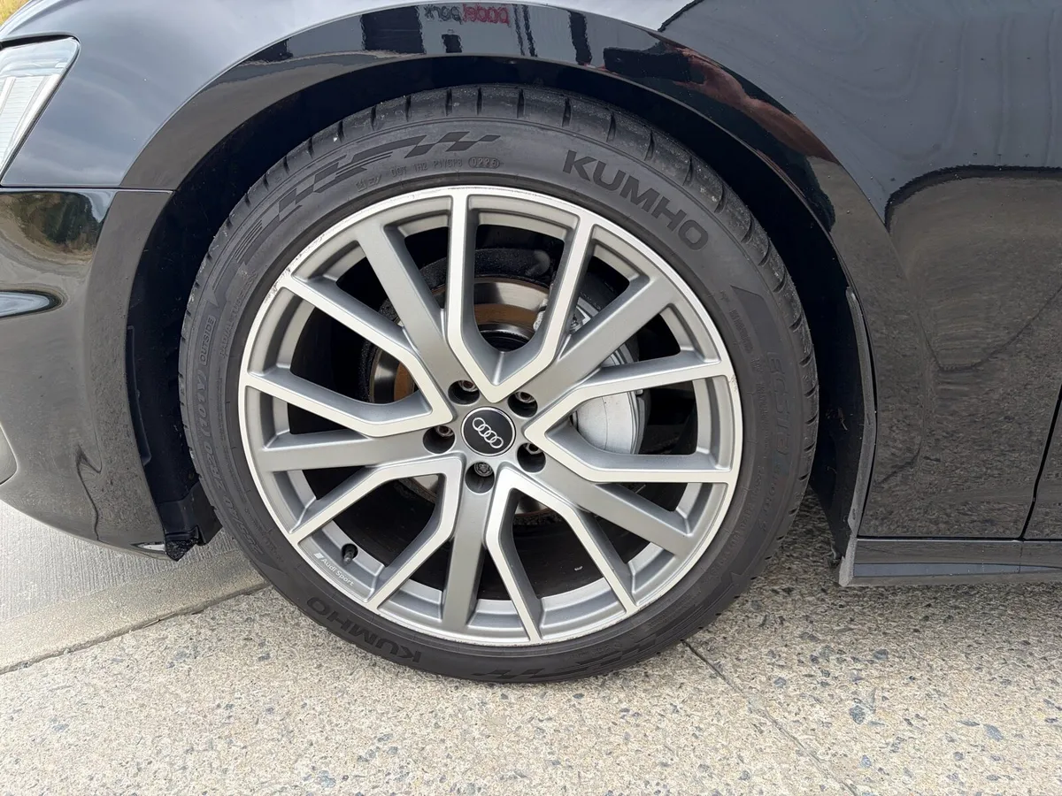 Car - Image 4