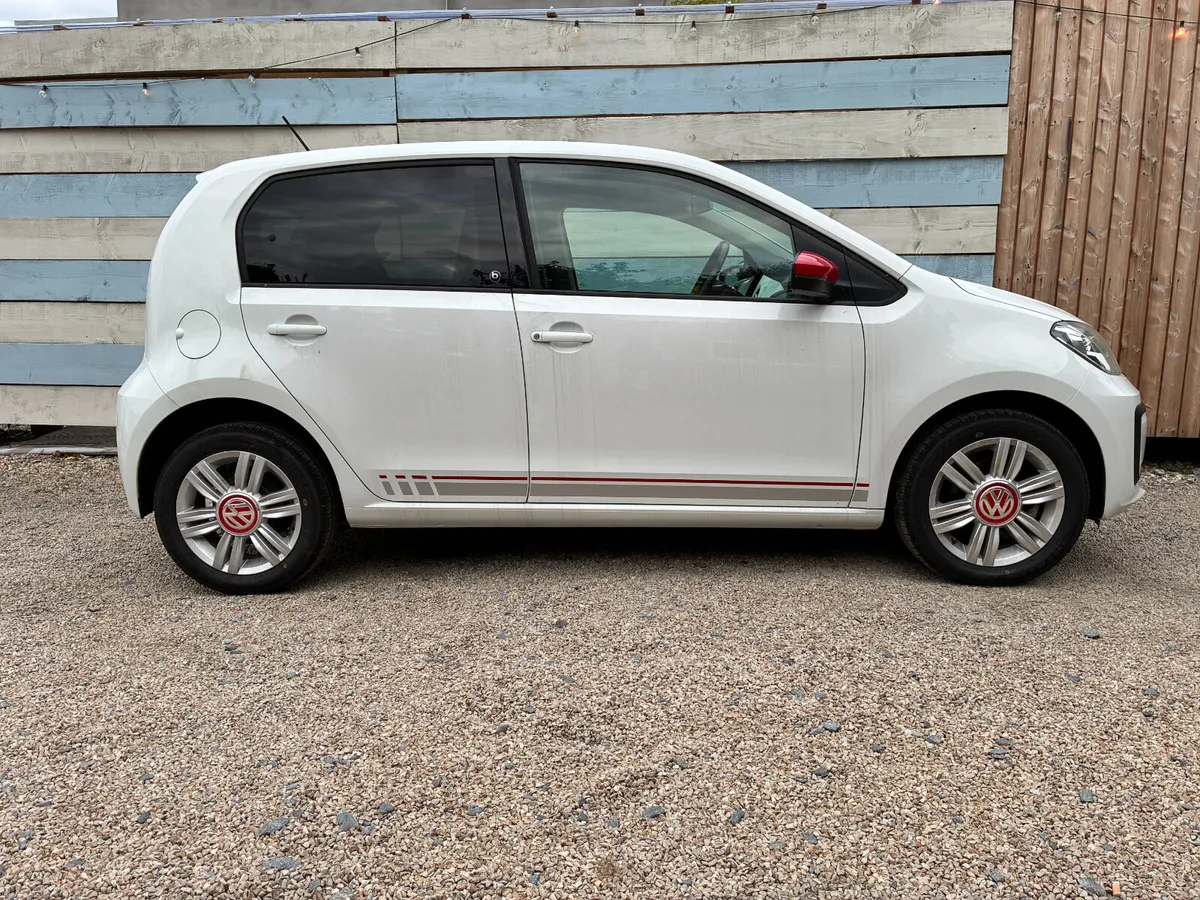VW UP! BEATS - Image 2
