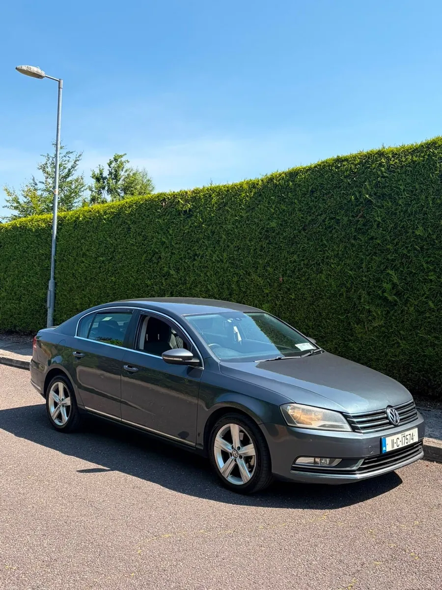 2011 Volkswagen Passat 1.6 TDI - Image 1