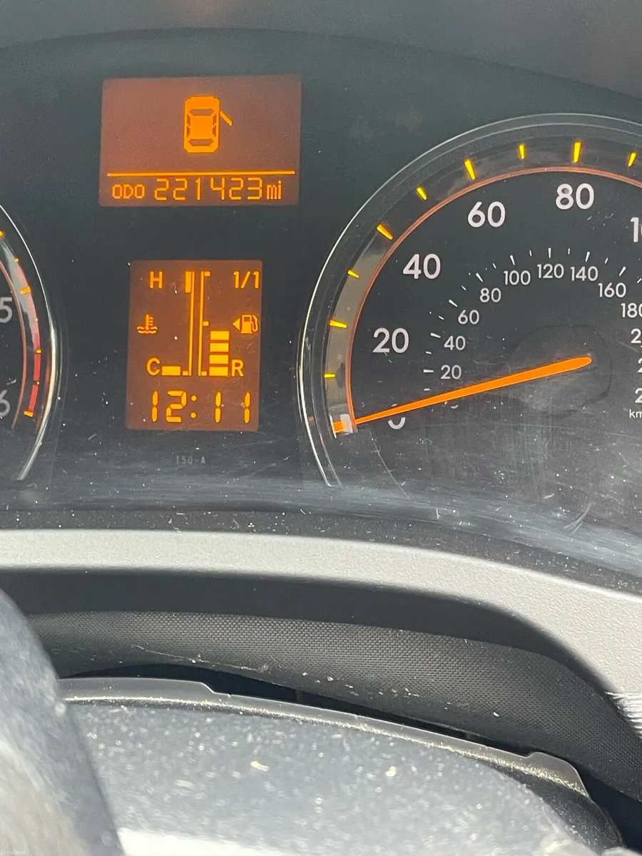 Toyota avensis - Image 3