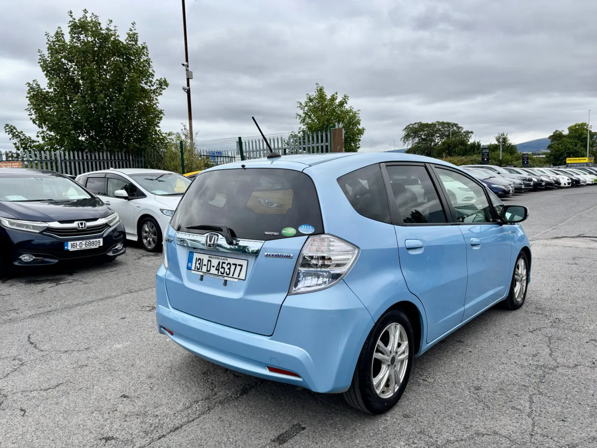 HONDA FIT 2013 / Hybrid/ - Image 5