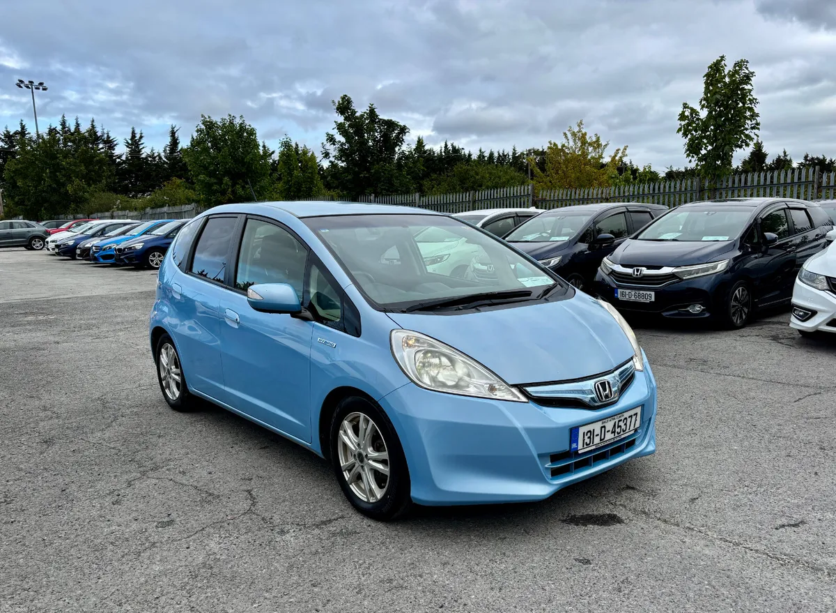 HONDA FIT 2013 / Hybrid/ - Image 1