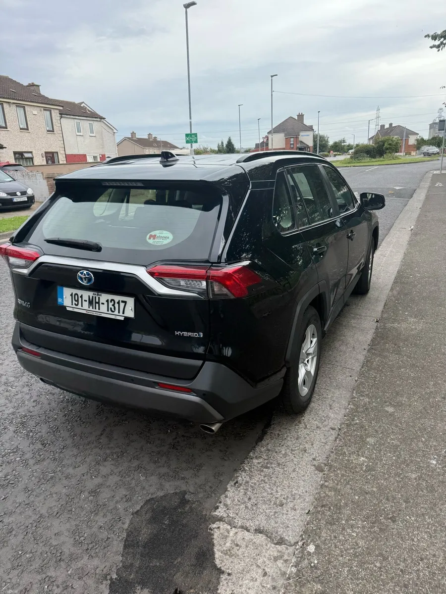 Toyota Rav 4 - Image 1
