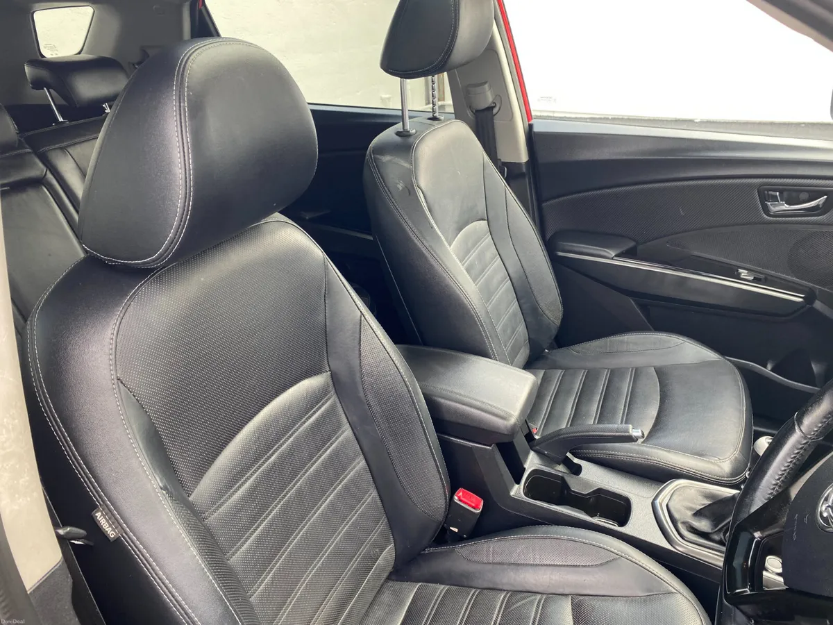 2016 SsangYong Tivoli XLV 4X2 EL 1.6 MD 5DR - Image 5