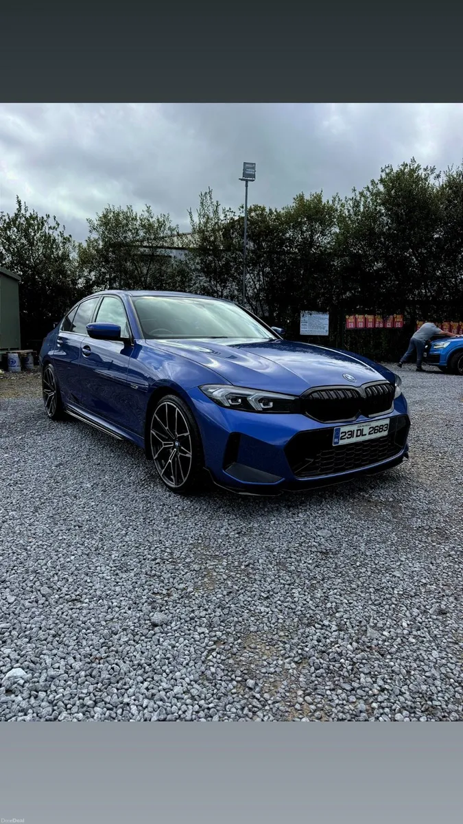 BMW 330e m sport 290bhp auto - Image 2