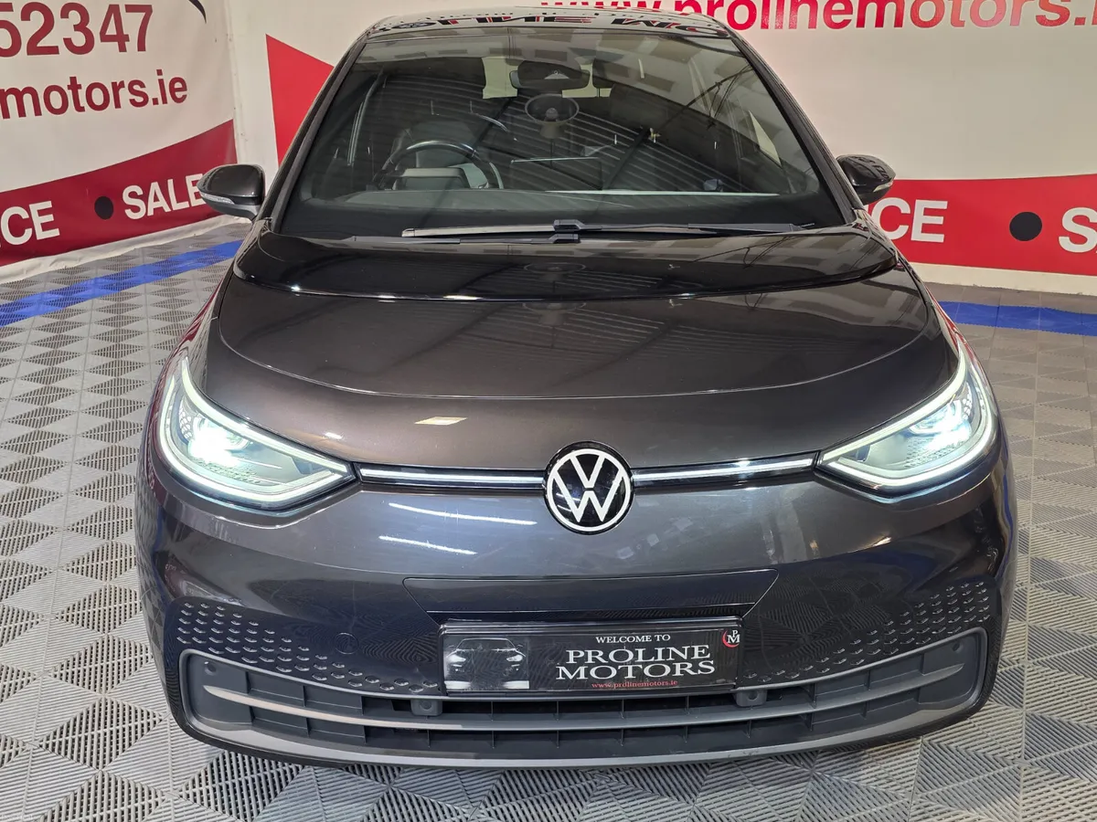222 FAMILY PRO 58KW 204BHP LIKE NEW - Image 3