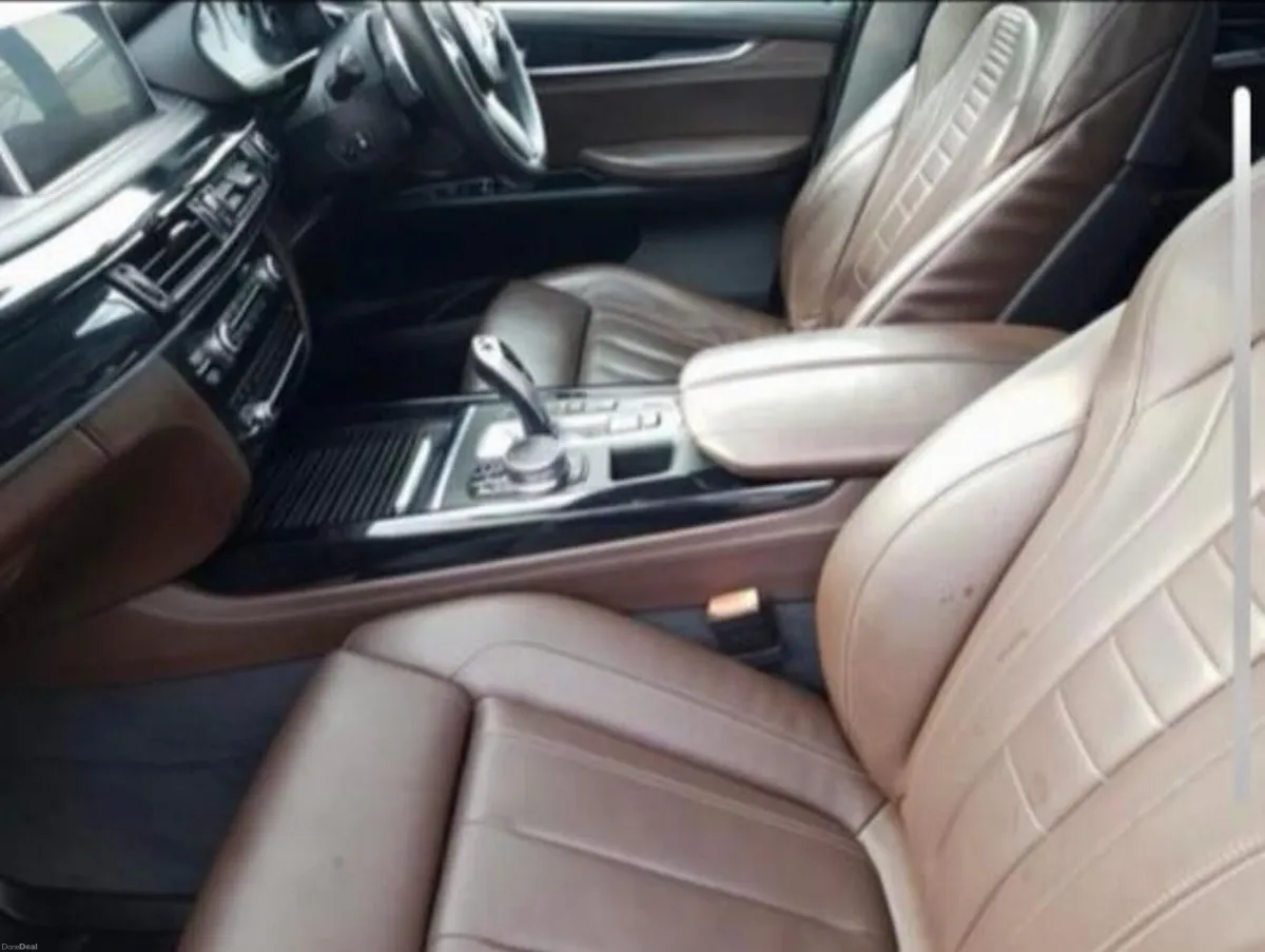 BMW X5 xDrive40e M Sport – Premium Condition - Image 4