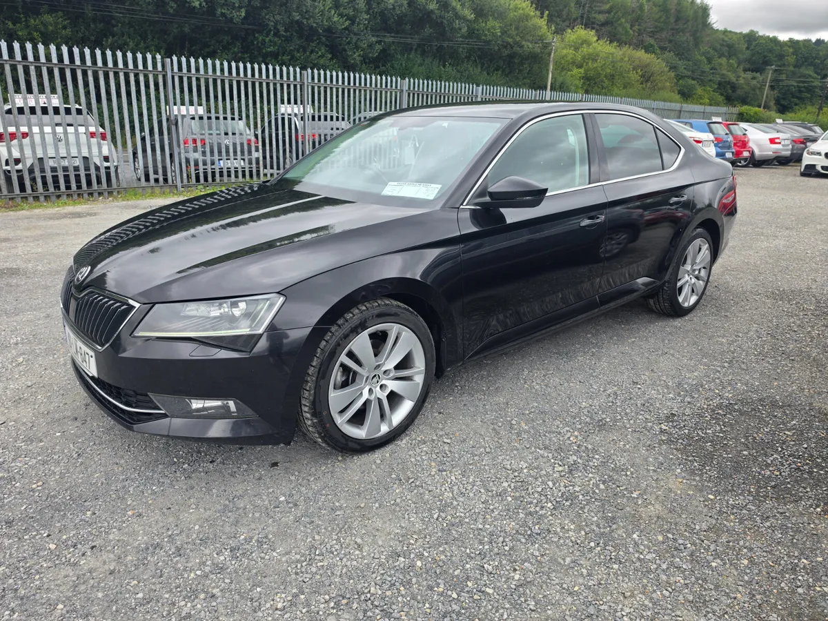 Skoda Superb 2016 - Image 3
