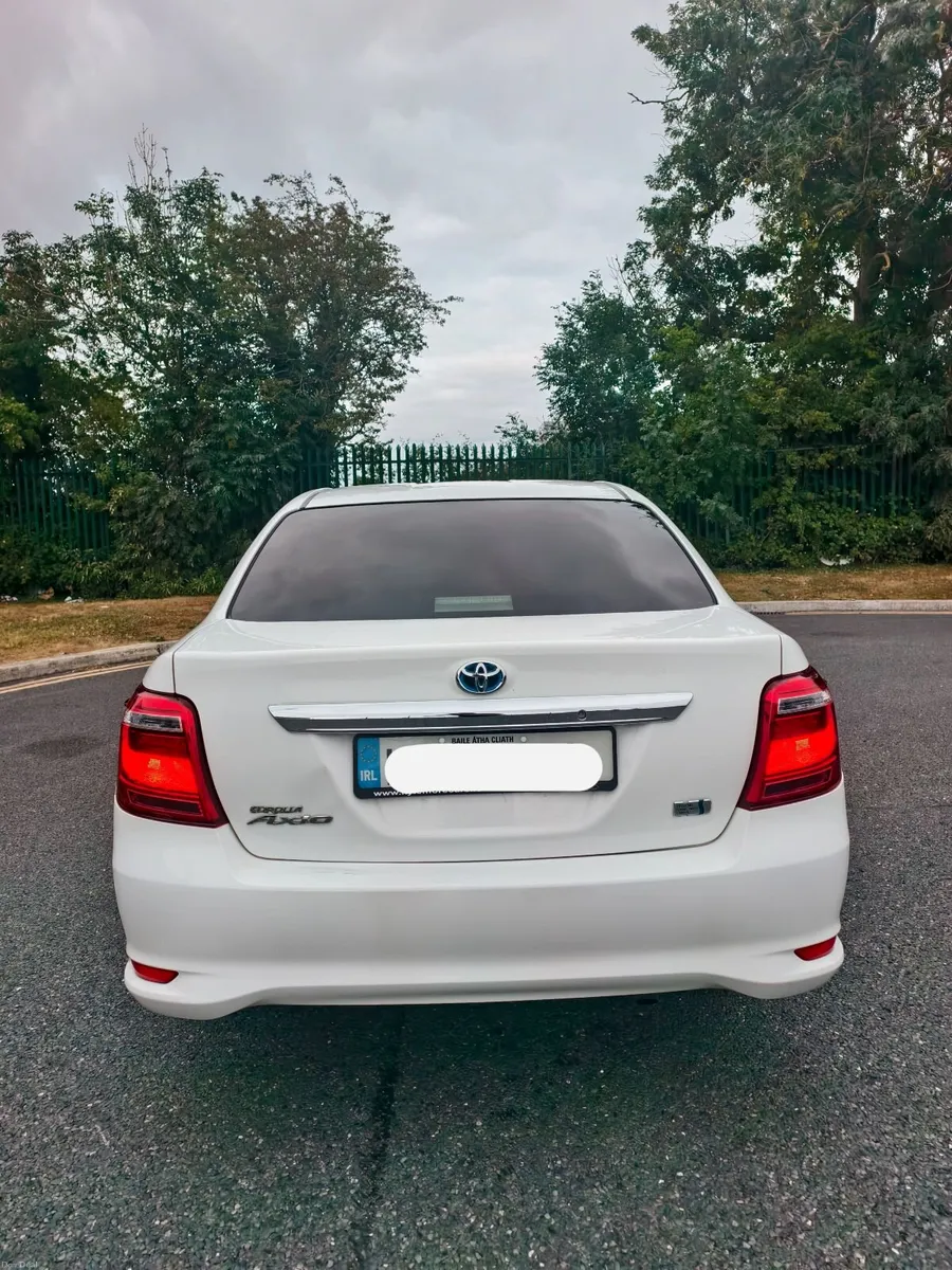 Automatic Hybrid Toyota Corolla NCT 07/27 - Image 5