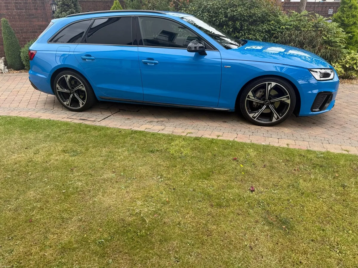 2022 Audi A4 TDI BLACK EDITION QUATTRO 205BHP AUTO - Image 2