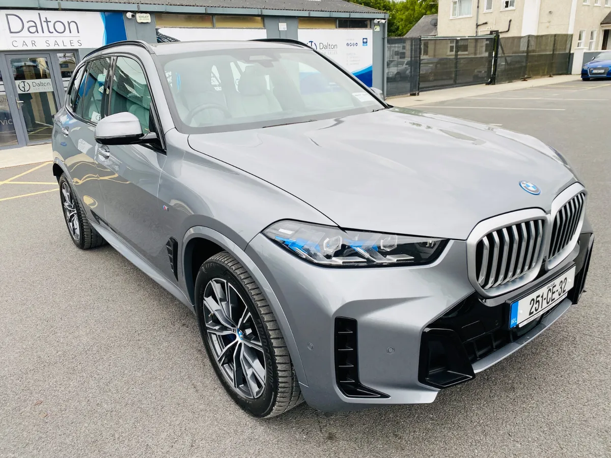 BMW X5 M-Sport 50e XDRIVE HYBRID 2025 (251) - Image 3