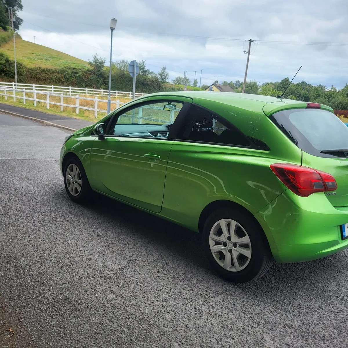 162 Vauxhall  corsa 1.2cdti   new model car - Image 6