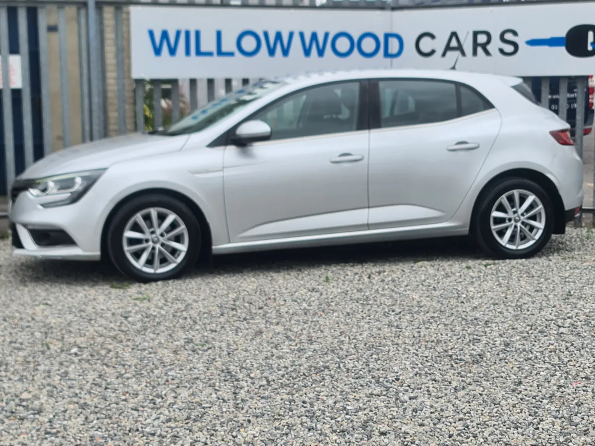 Renault Megane 1.5dci Dynamique NAV 2017 - Image 5