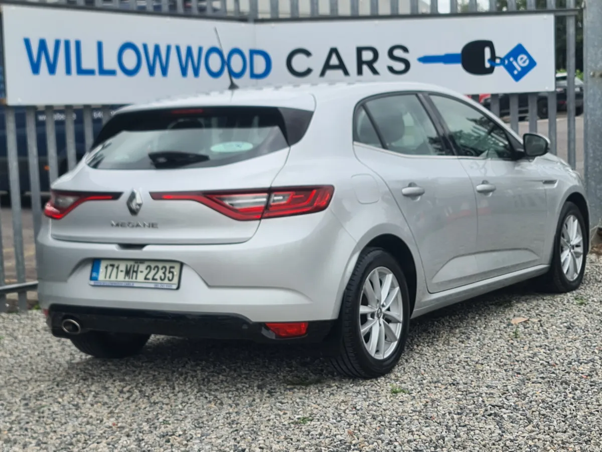 Renault Megane 1.5dci Dynamique NAV 2017 - Image 2